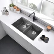 32" Workstation Under Mount 50/50 Double Bowl Kitchen Sink with Strainer - Image 6