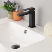 MADISON Single Hole Bathroom Faucet - Image 5