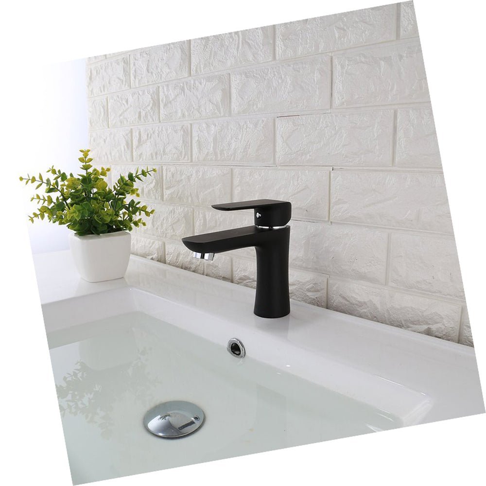 BOSTON Single Hole Bathroom Faucet - Image 2