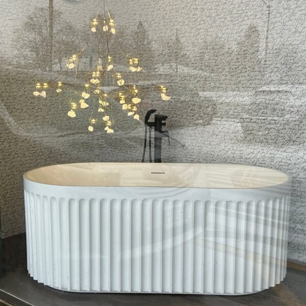 DORIC One Piece Bathtub
