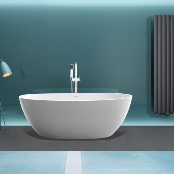 EGG PLUS One Piece Bathtub