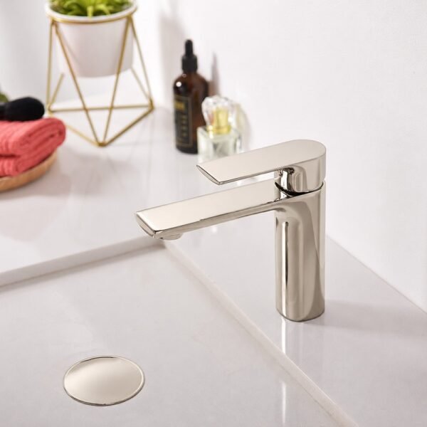 TIMELYSS Single Hole Bathroom Faucet